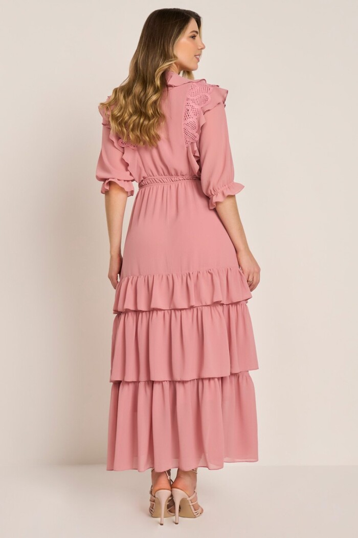 Vestido Rosa Com Babados E Guipir Mangas ¾ Evasê Midi