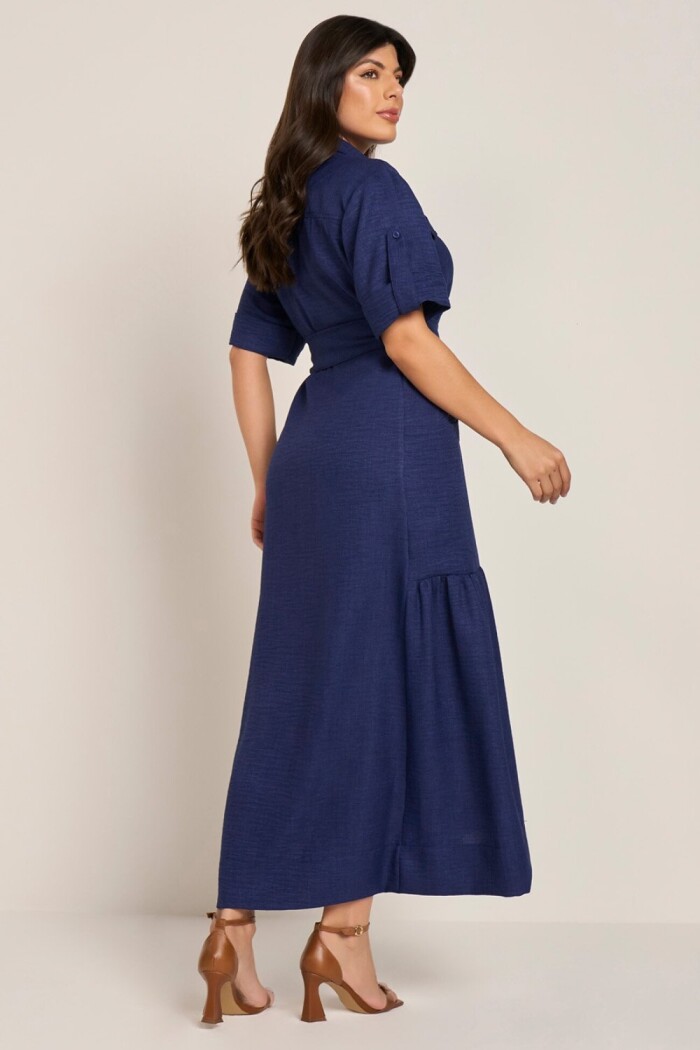 Vestido Chemise Com Bolsos Funcionais E Cinto Faixa Evasê Midi