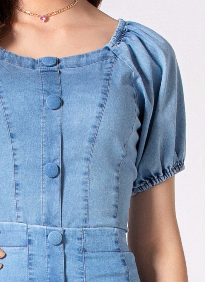 Blusa Jeans Com Botões Encapados